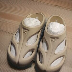 Keen Women's Shanti Plaza Taupe/Timberwolf Clog 1027373 Size 11 Mens Size 9 NWB
